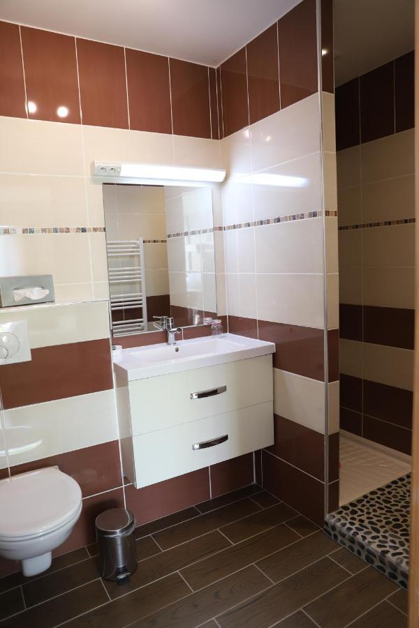 L'Escale Aux Framboises Bed & Breakfast Rouy-le-Petit ภายนอก รูปภาพ